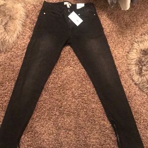 Men’s Fashion Nova size 32 jeans
